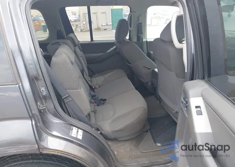 2011 Nissan Pathfinder S z USA, uszkodzony, nr VIN 5N1AR1NN4BC600909